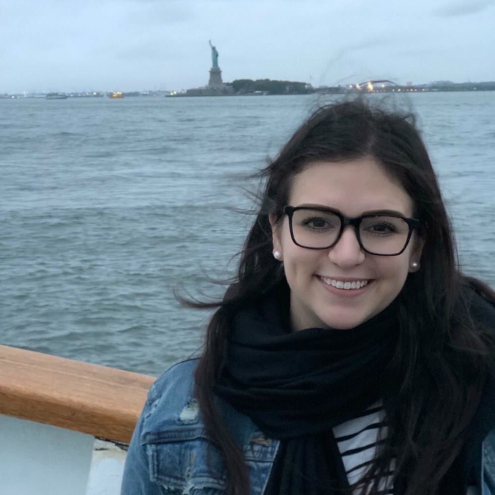 Meet your Posher, Cecilia